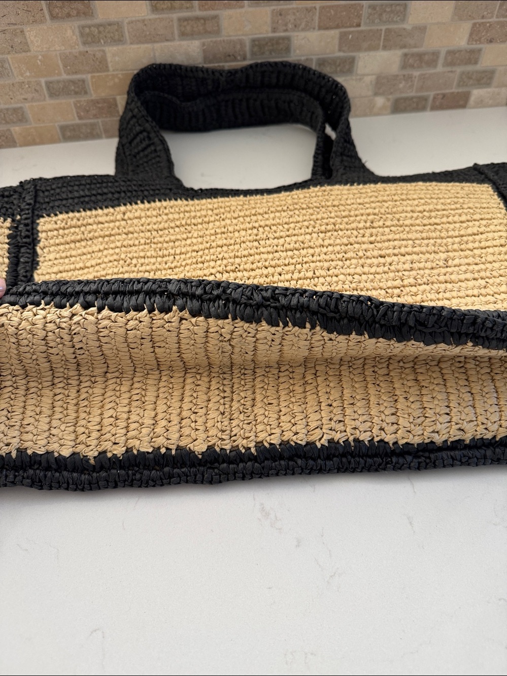 H&M Black and Natural Straw Tote Bag - Women's Beach & Market Bag NWOT - Picture 2 of 5